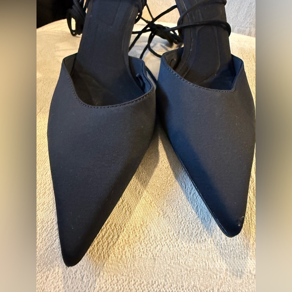 Zara Elegant Black Frame Stiletto Pumps – Size 38 - Picture 4 of 9